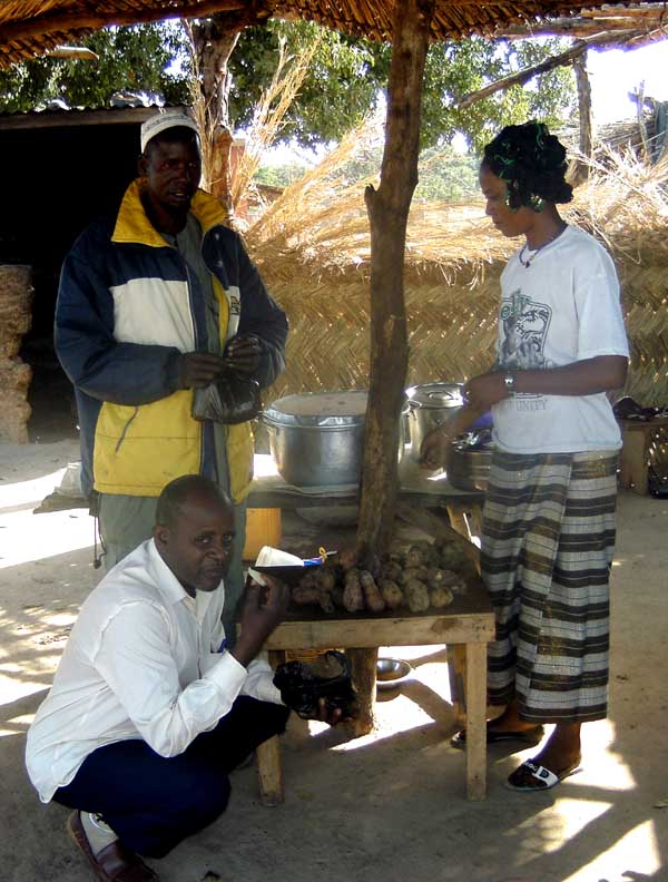 Cameroun : Comment produire la farine de patate douce - La Voix Du Paysan